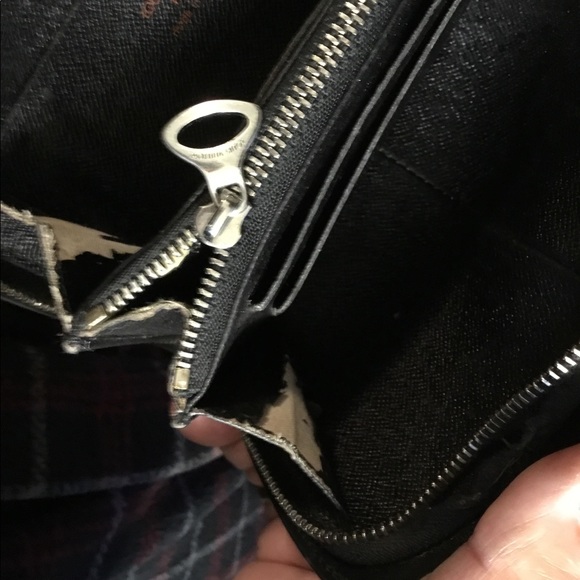 Authentic Louis Vuitton Organizer - Picture 4 of 5